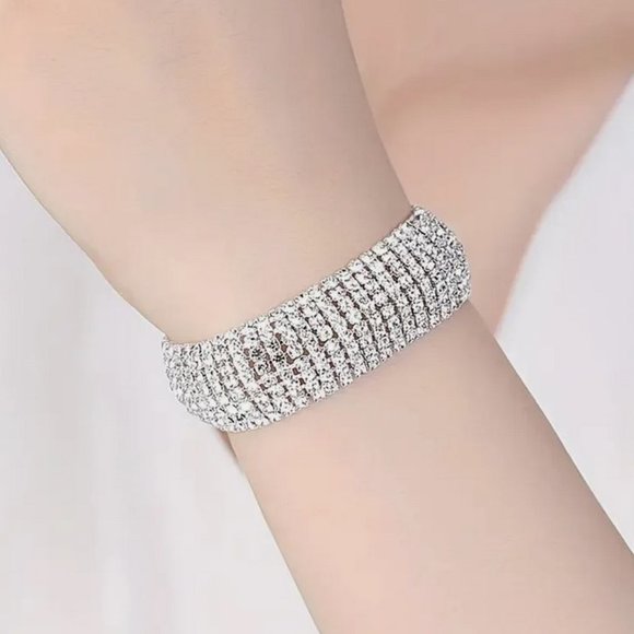 7 Row Curve Full Rhinestone Tennis Bracelet for Women - Copper Sparkling Jewelry - Picture 4 of 8